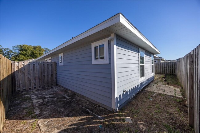 Building Photo - 470 SW 251st St