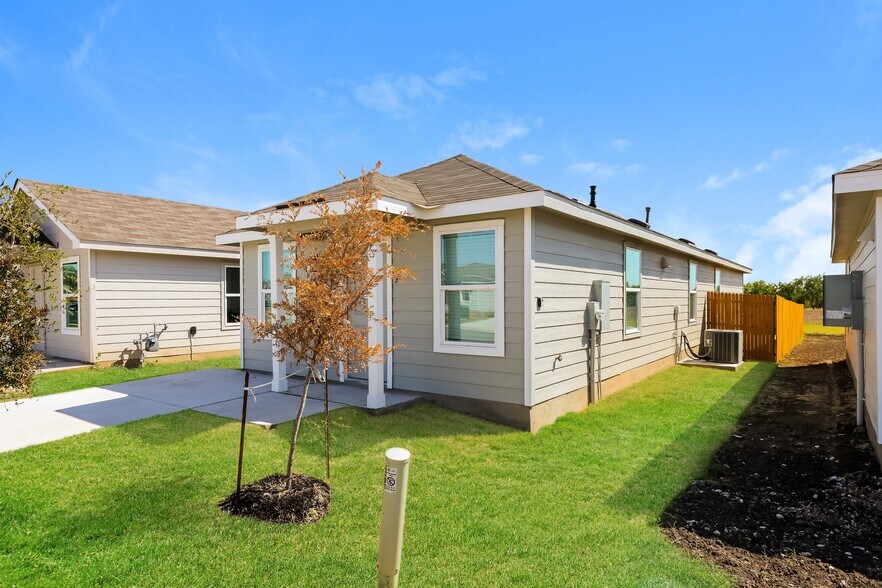 Building Photo - 14742 Southton Basin