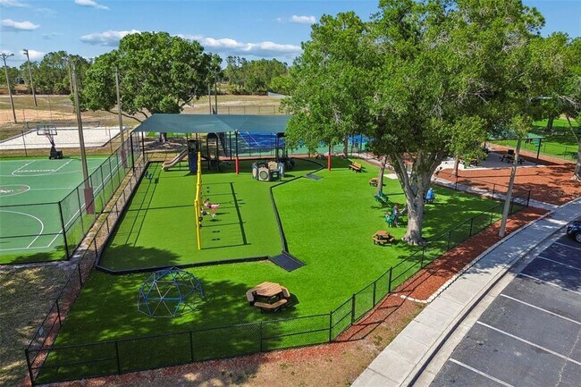 Building Photo - 12803 Longcrest Dr