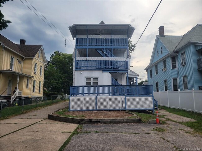 Building Photo - 85 High St