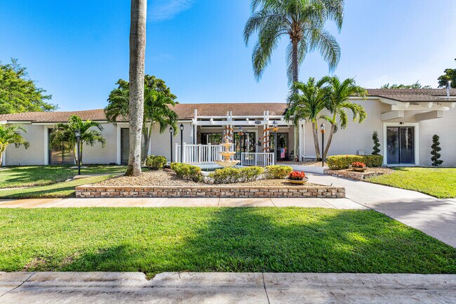 Building Photo - 14575 Bonaire Blvd