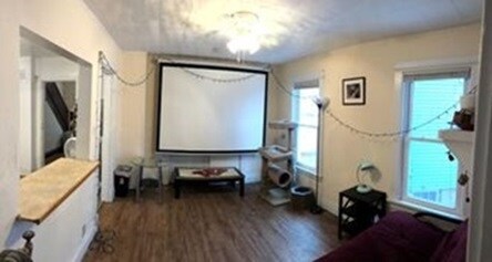 Building Photo - 117 N Bedford St