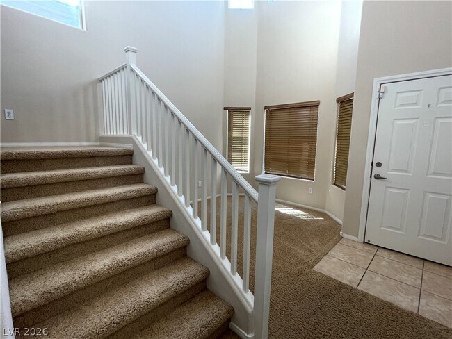 Building Photo - 417 Colorful Rain Ave