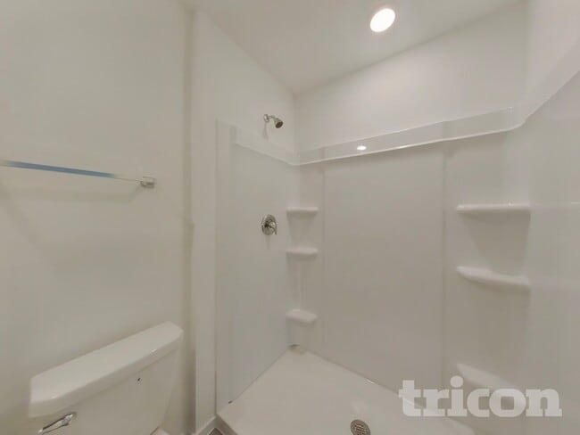 Building Photo - 13035 Shells Ln