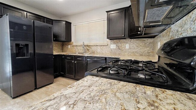 Building Photo - 5227 Clarkston Ln