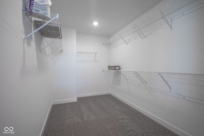 Building Photo - 9085 Summerton St