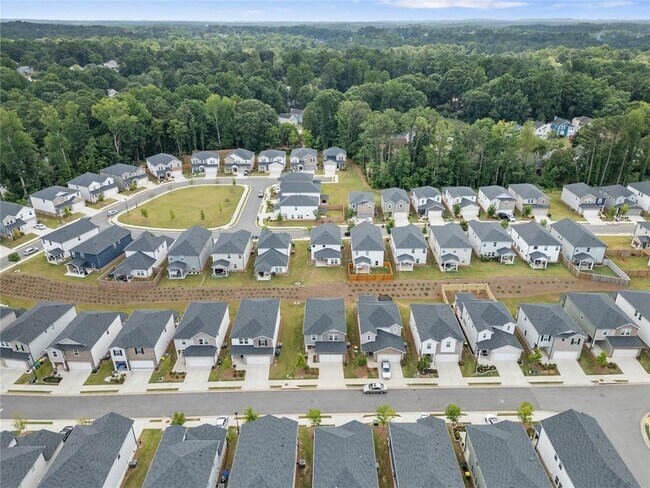 Building Photo - 1510 Lyon Wy Dr