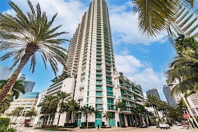 Building Photo - 350 S Miami Ave