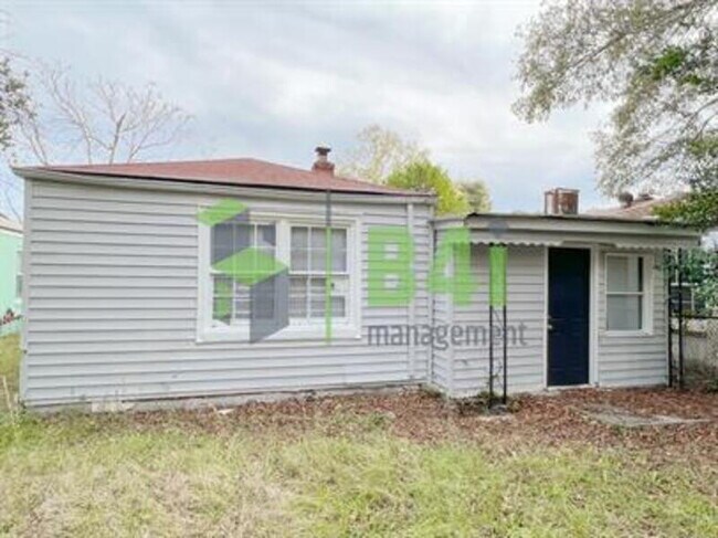 Building Photo - 355 Liberty Ave