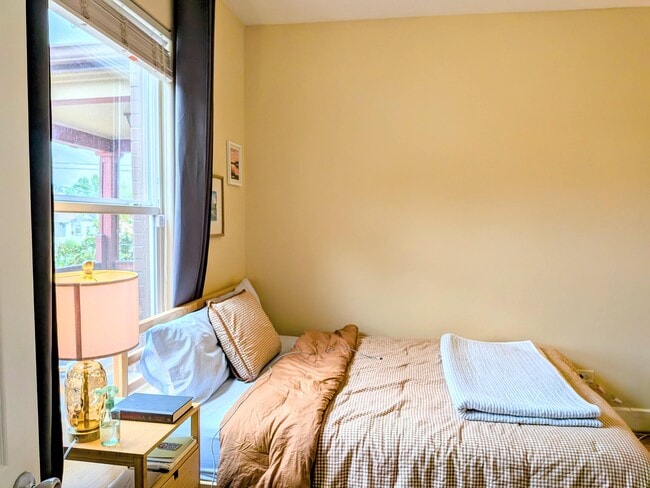 Master Bedroom - 2756 W 34th Ave