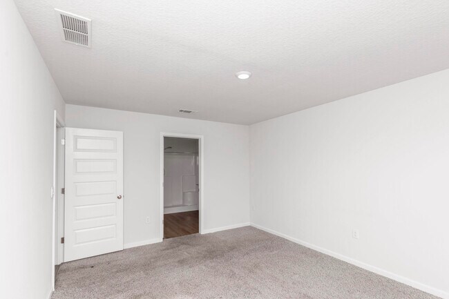 Building Photo - 4610 Reveille Wy