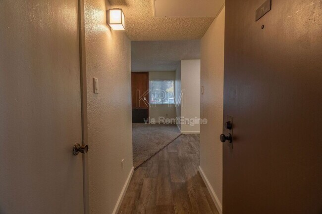 Building Photo - 4332 Pacific Ave