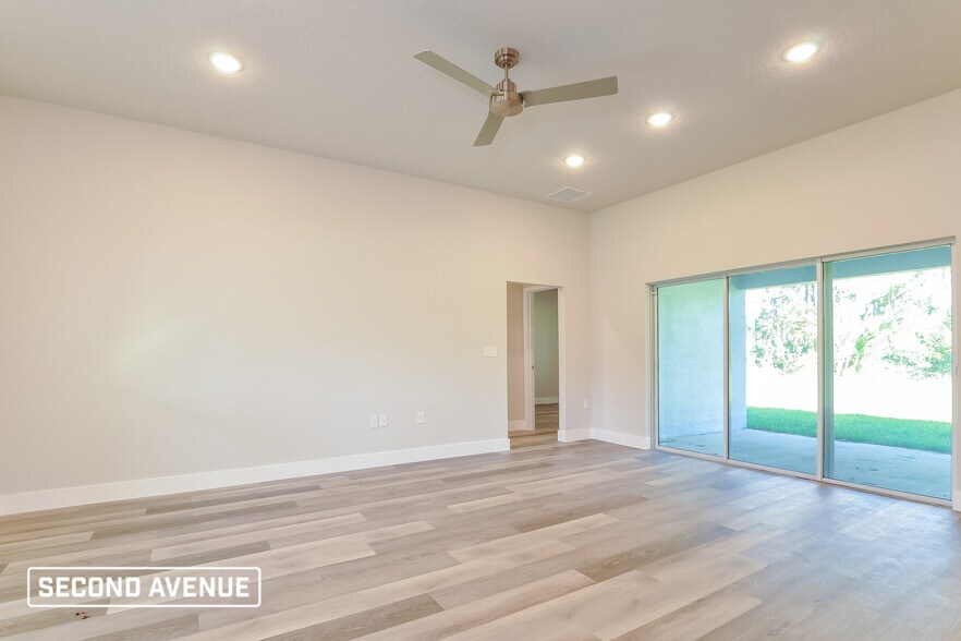 Building Photo - 7 Pine Cir Dr