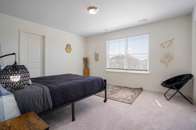 Building Photo - Two Story Home in Reunion