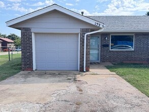 Building Photo - 122 N Blackwelder Ave