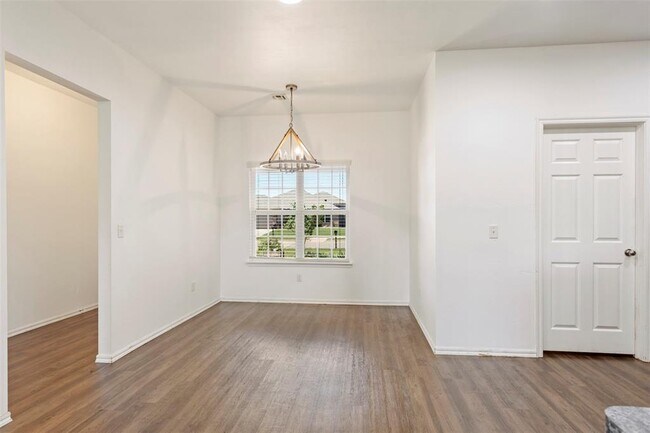 Building Photo - 13244 Beekman Dr