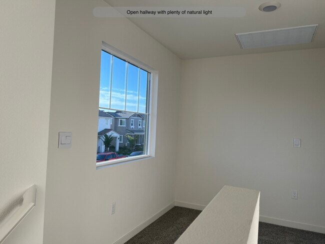 Building Photo - 5632 Molino Cir