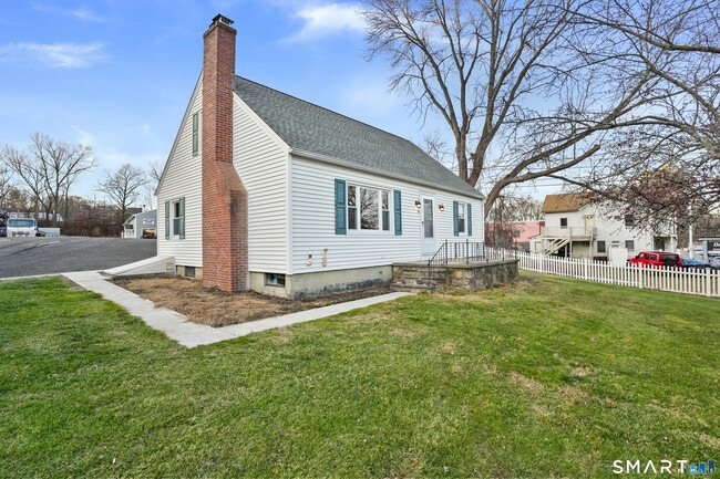 Building Photo - 56 Beaver Brook Rd