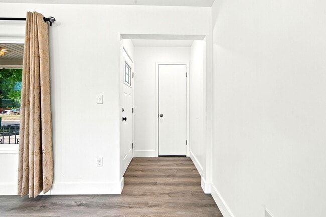 Building Photo - 5256 S 2000 W