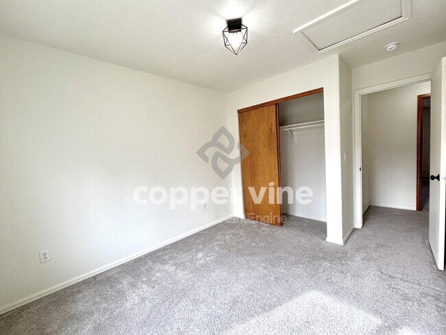 Building Photo - 3070 S Princess Cir