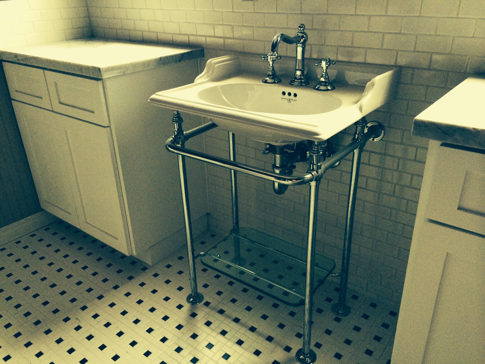 Main Bath Sink - 9560 1/2 W Olympic Blvd