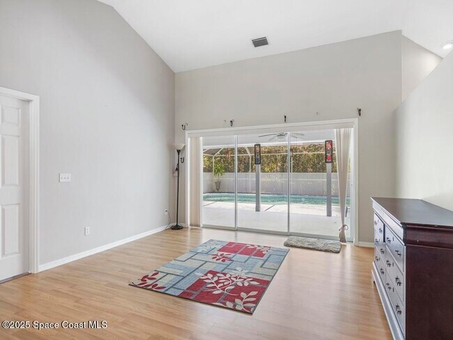 Building Photo - 1026 Blossom Dr