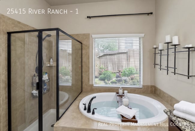 Building Photo - 25415 River Ranch
