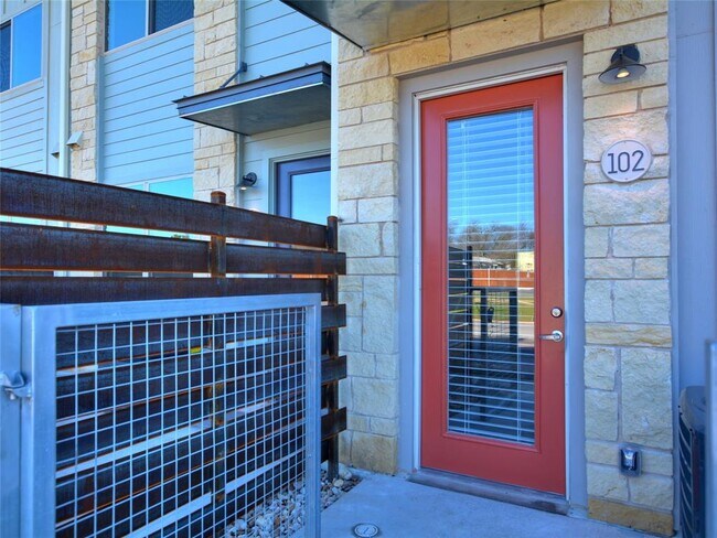 Building Photo - 7805 Cooper Ln