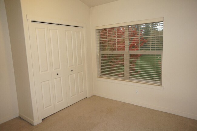 Building Photo - Beaverton Luxury Condo - Tanasbourne area - APPLICATION PENDING