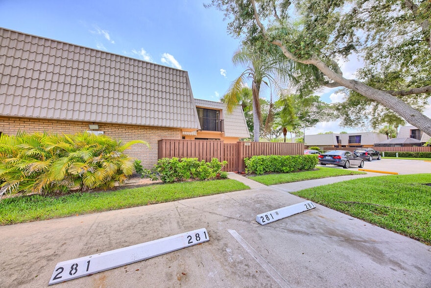 Building Photo - 5731 57th Way