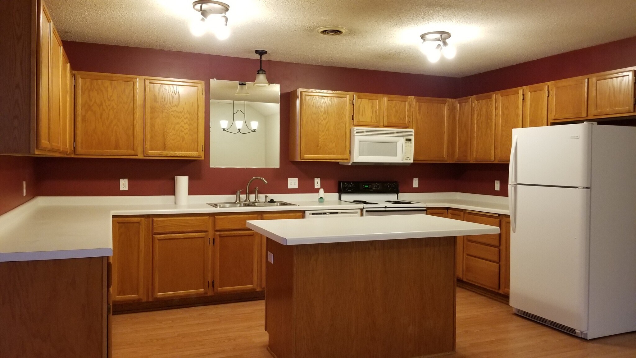 Building Photo - 2236 Sacia Ln