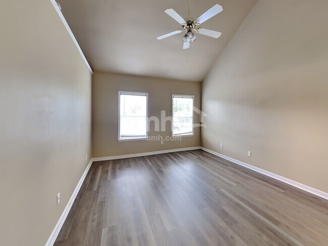 Building Photo - 1835 Oreilly Cir