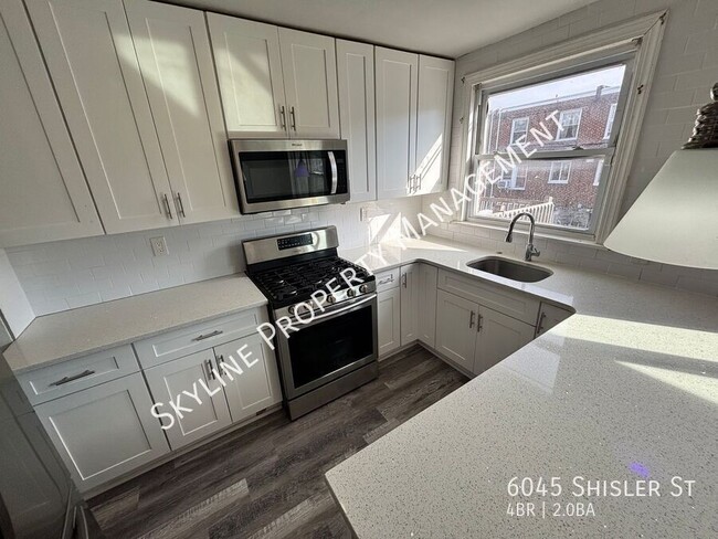 Building Photo - Newly Renovated 4 Bedroom Home For Rent in...