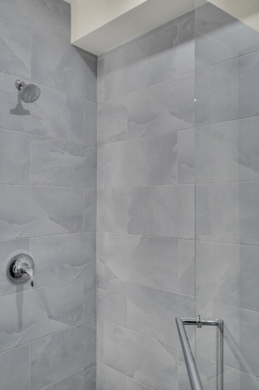 Building Photo - 14 Summit St