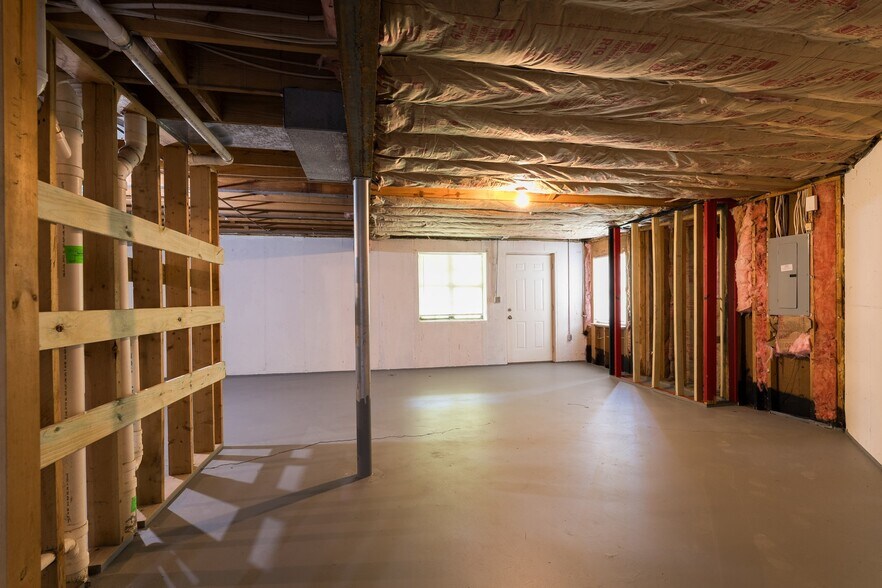 Building Photo - 10 Kennedy Ct