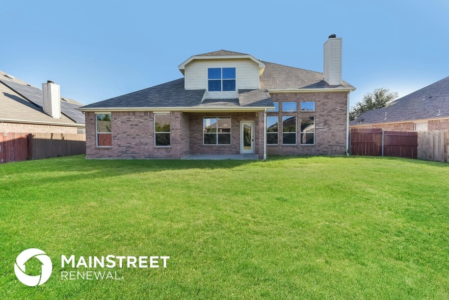 Building Photo - 13673 Saddlewood Dr