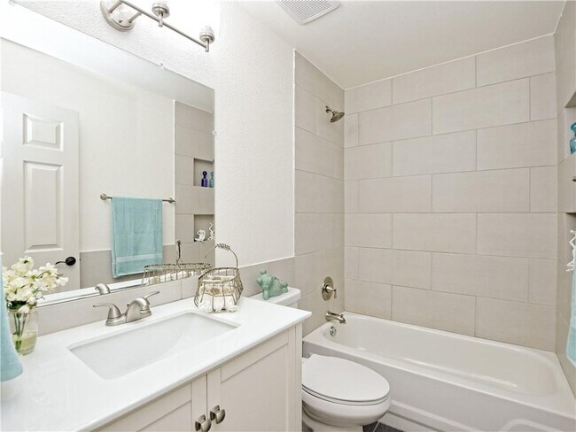 Building Photo - 1107 Hatteras Dr