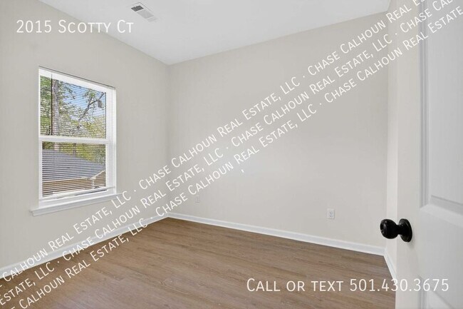 Building Photo - 2015 Scotty Ct