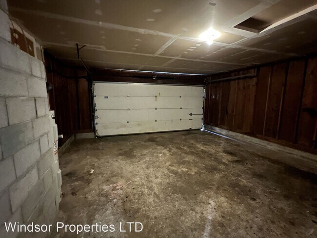 Building Photo - 4 br, 1.5 bath House - 1826 NE 24th Avenue