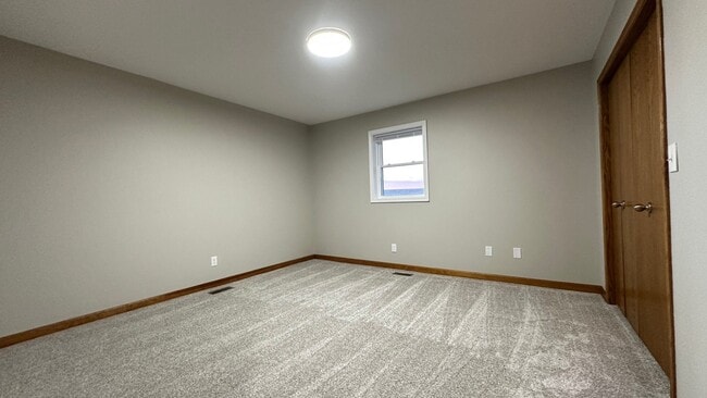 Building Photo - Now available for rent — this top-quality, beautifully updated home!