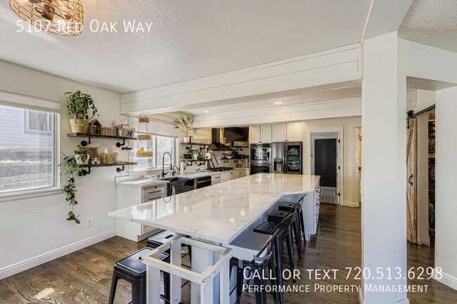 Building Photo - 5107 Red Oak Way