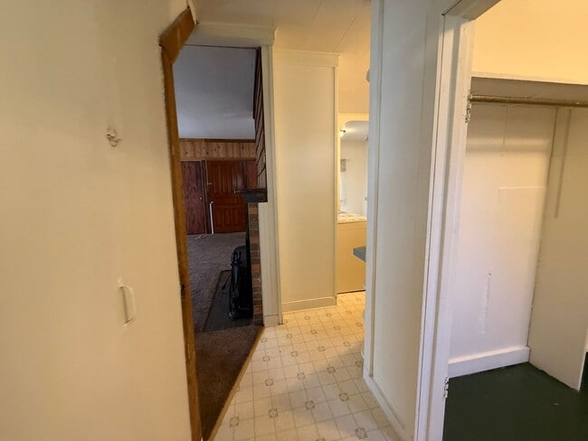 Building Photo - 3401 Odell Hwy