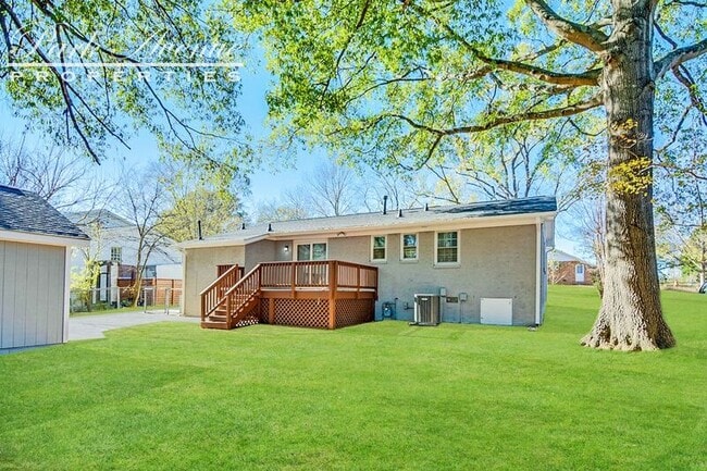 Building Photo - 4616 Castlebar Dr