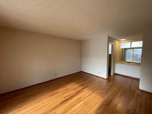 Building Photo - 4bd/2ba - Blossom Valley Home - Coming Soon!