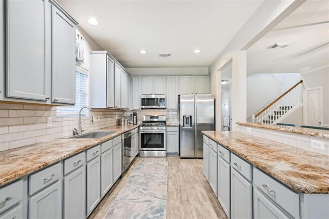 Building Photo - 3602 Pine Stream Dr