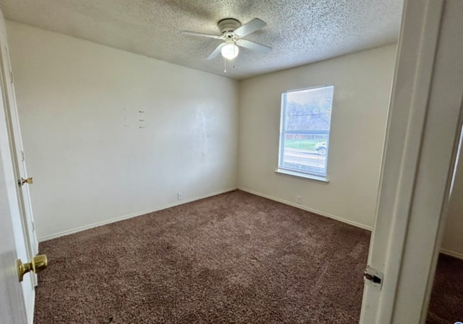 Building Photo - 3109 Pinehurst Ct