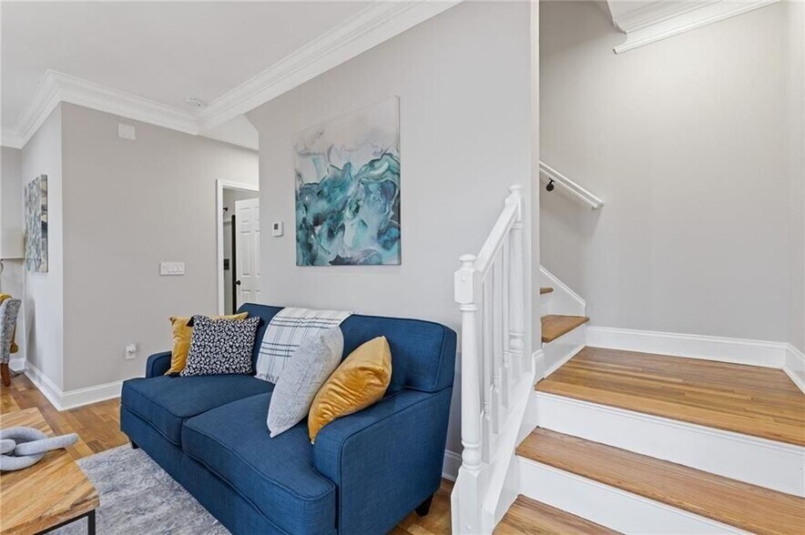 Building Photo - 2453 Paul Ave NW