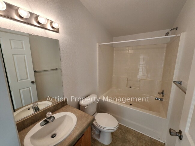 Building Photo - 3 bed 2 bath 2 car garage w/ great views in Sequim