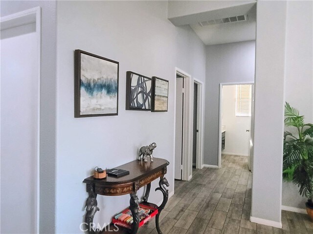 Building Photo - 13581 Mountain Top Dr