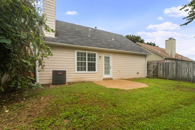 Building Photo - 6787 Chase Cove
